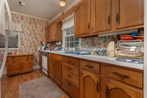Kitchen - 1971 Oak Knoll Dr, Springfield, OH 45504 photo 3 of 3