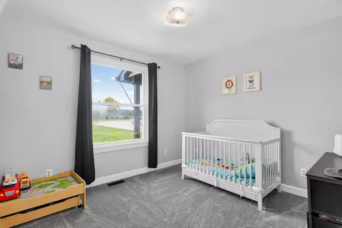 Bedroom - 17212 Sharp Rd, Sidney, OH 45365 photo 5 of 6