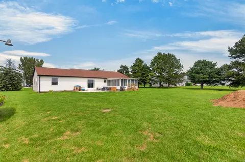 Exterior - 17212 Sharp Rd, Sidney, OH 45365 photo 9 of 10