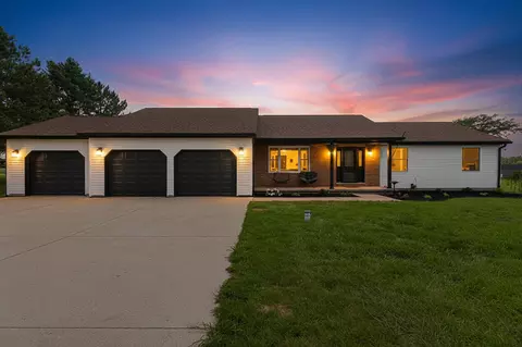 17212 Sharp Rd, Sidney, OH 45365
