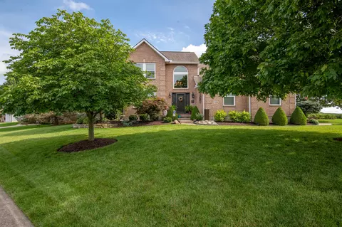 725 Mound St, Brookville, OH 45309