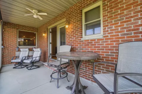 Exterior - 3144 Lark Ln, Springfield, OH 45502 photo 15 of 31