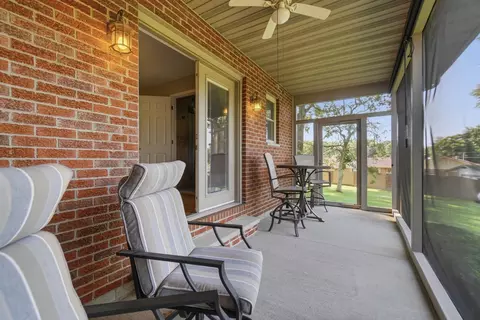 Exterior - 3144 Lark Ln, Springfield, OH 45502 photo 13 of 31