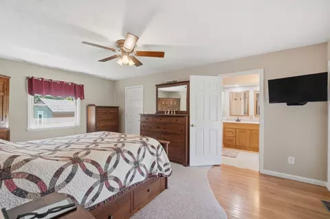 Bedroom - 3144 Lark Ln, Springfield, OH 45502 photo 5 of 12