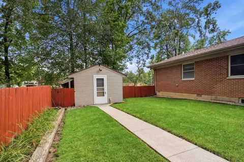 Exterior - 3144 Lark Ln, Springfield, OH 45502 photo 27 of 31