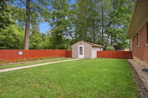 Exterior - 3144 Lark Ln, Springfield, OH 45502 photo 28 of 31