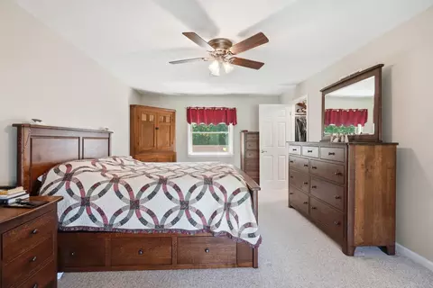 Bedroom - 3144 Lark Ln, Springfield, OH 45502 photo 2 of 12