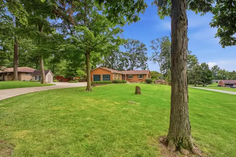 Exterior - 3144 Lark Ln, Springfield, OH 45502 photo 4 of 31