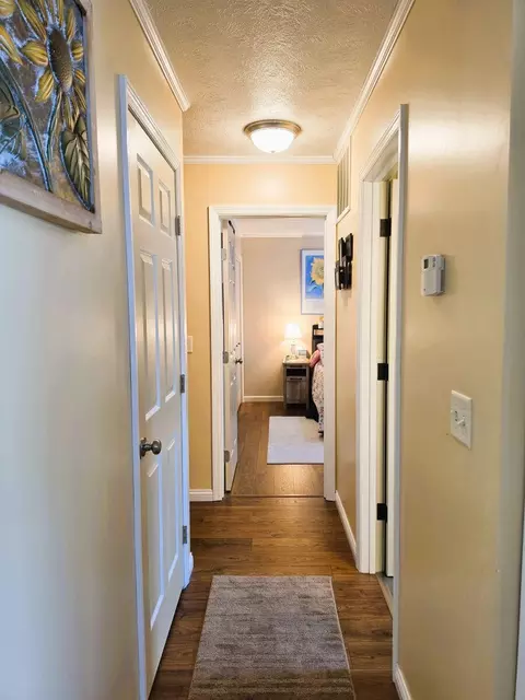 Entry Way - 6670 Middle Urbana Rd, Springfield, OH 45502 photo 3 of 3