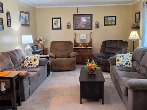 Living - 6670 Middle Urbana Rd, Springfield, OH 45502 photo 1 of 5