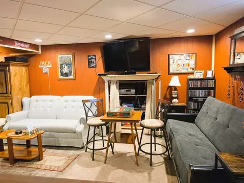 Living - 6670 Middle Urbana Rd, Springfield, OH 45502 photo 4 of 5