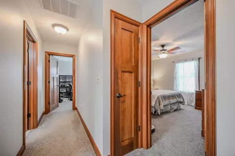 Entry Way - 1324 Westview Ave, Springfield, OH 45502 photo 7 of 9