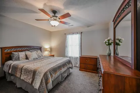 Bedroom - 1324 Westview Ave, Springfield, OH 45502 photo 4 of 5