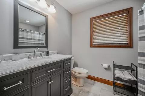 Bath - 1324 Westview Ave, Springfield, OH 45502 photo 6 of 9