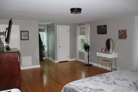 Bedroom - 1800 Pembrook Rd, Springfield, OH 45504 photo 1 of 2