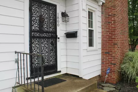 Exterior - 1800 Pembrook Rd, Springfield, OH 45504 photo 4 of 5
