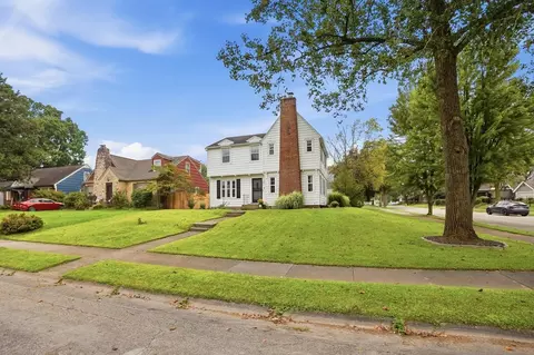 1800 Pembrook Rd, Springfield, OH 45504