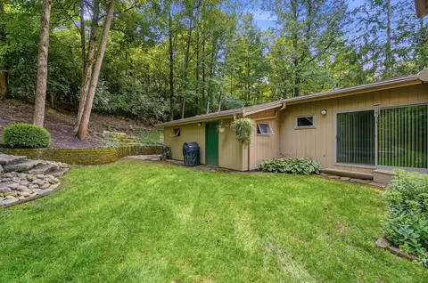 Exterior - 2700 Cardinal Rd, Springfield, OH 45502 photo 12 of 17