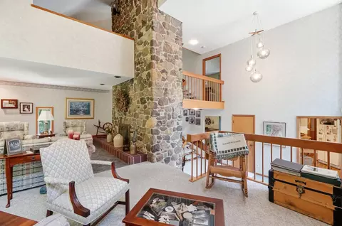 Living - 2700 Cardinal Rd, Springfield, OH 45502 photo 2 of 13