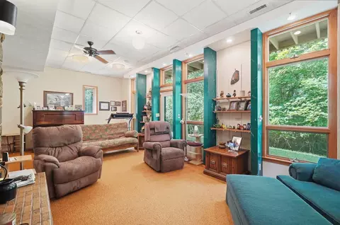 Living - 2700 Cardinal Rd, Springfield, OH 45502 photo 12 of 13