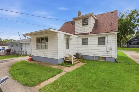 Exterior - 308 Birch Rd, Springfield, OH 45503 photo 9 of 10