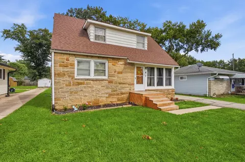 Exterior - 308 Birch Rd, Springfield, OH 45503 photo 6 of 10