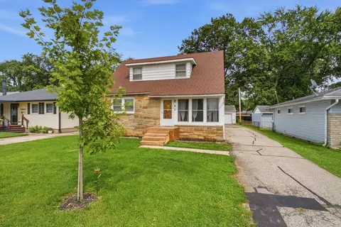 Exterior - 308 Birch Rd, Springfield, OH 45503 photo 2 of 10