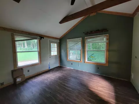 Living - 2910 Fowler Rd, Springfield, OH 45502 photo 3 of 3