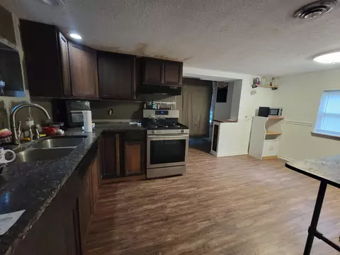 Kitchen - 2910 Fowler Rd, Springfield, OH 45502 photo 1 of 2