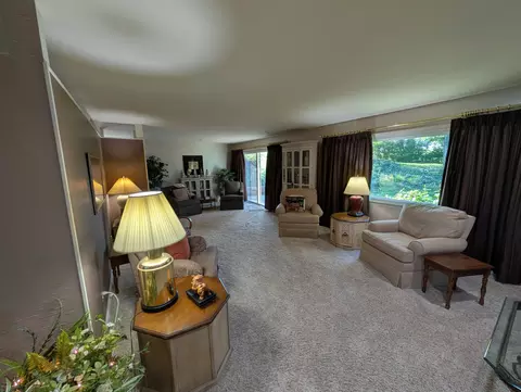 Living - 540 Kossuth St, Sidney, OH 45365 photo 1 of 7