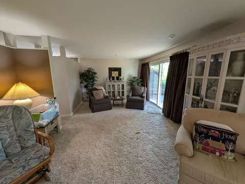 Living - 540 Kossuth St, Sidney, OH 45365 photo 3 of 7
