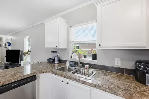 Kitchen - 4100 Troy Rd #36, Springfield, OH 45502 photo 3 of 3