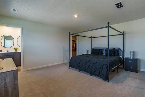 Bedroom - 1423 Silverleaf Oak St, Sidney, OH 45365 photo 1 of 6