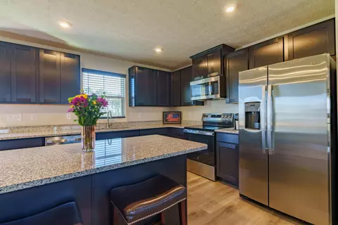 Kitchen - 1423 Silverleaf Oak St, Sidney, OH 45365 photo 3 of 4