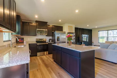 Kitchen - 1423 Silverleaf Oak St, Sidney, OH 45365 photo 2 of 4