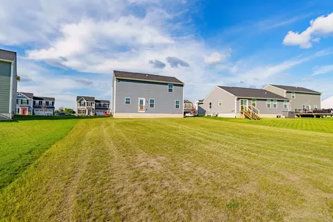 Exterior - 1423 Silverleaf Oak St, Sidney, OH 45365 photo 5 of 6
