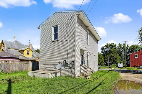 Exterior - 11 E Southern Ave, Springfield, OH 45506 photo 3 of 4