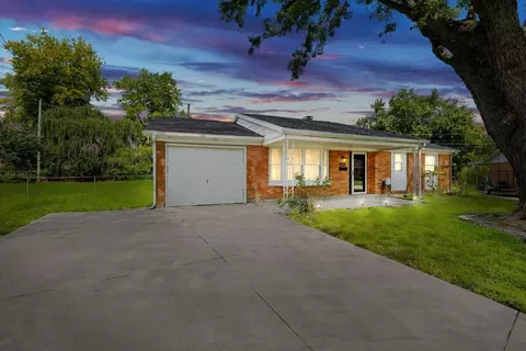 403 Swank Ct, Union, OH 45322