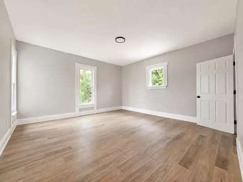 Bedroom - 131-133 E Southern Ave, Springfield, OH 45505 photo 5 of 5