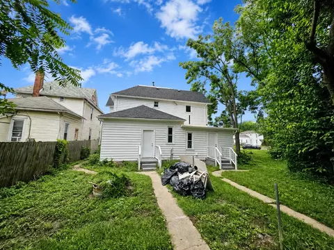 Exterior - 131-133 E Southern Ave, Springfield, OH 45505 photo 2 of 9