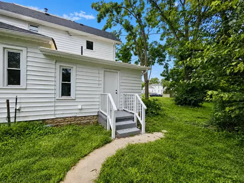 Exterior - 131-133 E Southern Ave, Springfield, OH 45505 photo 8 of 9