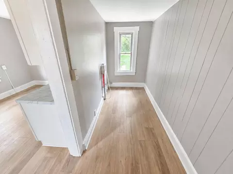 Entry Way - 131-133 E Southern Ave, Springfield, OH 45505 photo 1 of 1