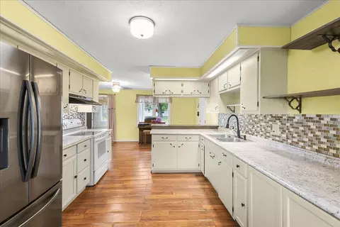 Kitchen - 720 Cretcher Ave, De Graff, OH 43318 photo 3 of 4