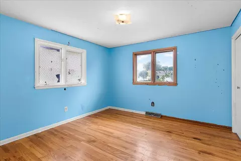 Bedroom - 720 Cretcher Ave, De Graff, OH 43318 photo 6 of 6