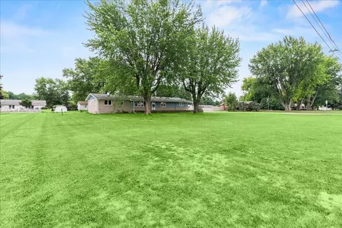 Exterior - 720 Cretcher Ave, De Graff, OH 43318 photo 4 of 8