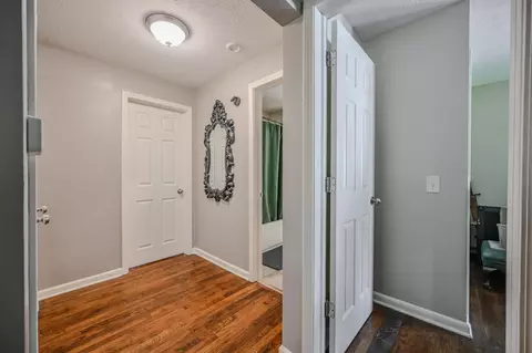Entry Way - 1939 Westgate Rd, Springfield, OH 45504 photo 3 of 4