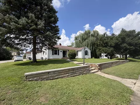 Exterior - 635 S Walnut Ave, Sidney, OH 45365 photo 2 of 5