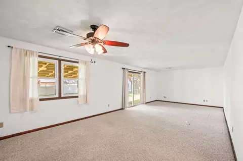 Living - 303 Stevens St, Covington, OH 45318 photo 3 of 6