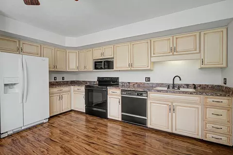 Kitchen - 2939 Avery Cir, Springfield, OH 45503 photo 1 of 3