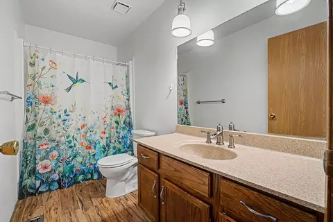 Bath - 2939 Avery Cir, Springfield, OH 45503 photo 2 of 2
